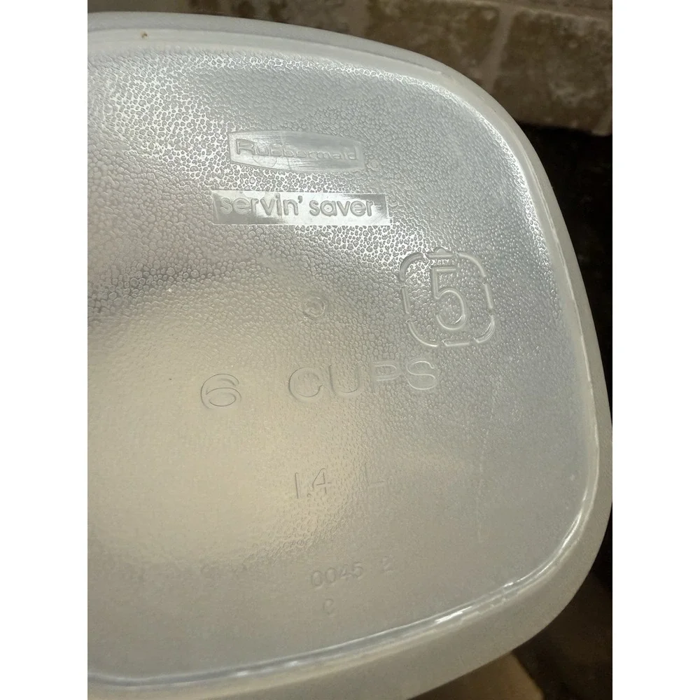 4 pc Rubbermaid Servin Saver Food Storage Container Canister Set Almond 5-6-7-8